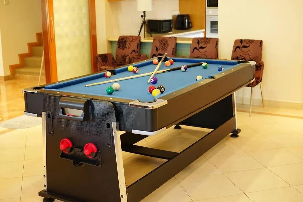 Apartment White House Beach Executive Residence Tanjung Bungah  Malaysia